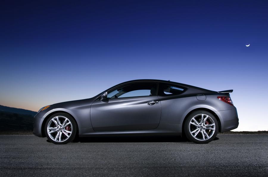  Hyundai Genesis Coupe 2010 года  (фото 229 из 300)